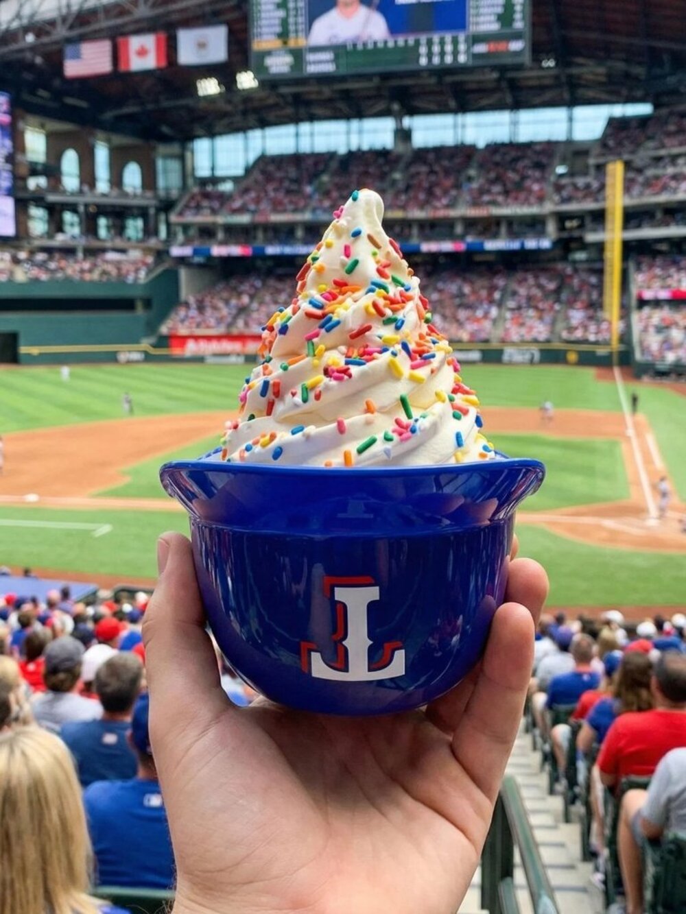 Texas Rangers Mini Baseball Helmet 8oz Ice Cream Sundae Cup